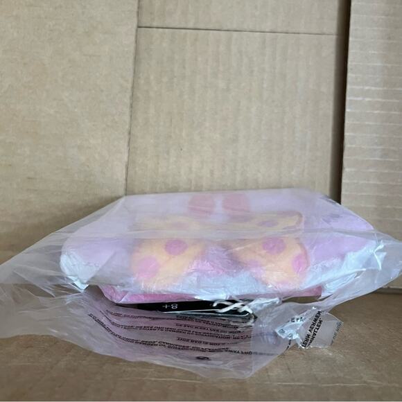 Loungefly Pastel Ghost Minnie Mouse Glow-in-the-Dark Zip Around Wallet - Picture 7 of 14